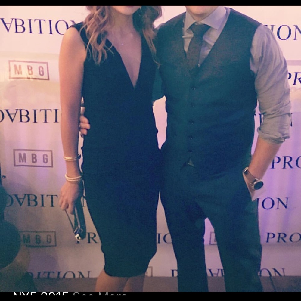 Windsor black fitted dress